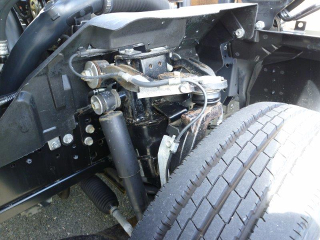 いすゞエルフ平ボディ小型（2t・3t）[写真25]