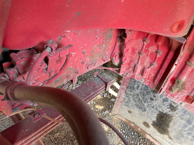 三菱ふそうスーパーグレートダンプ大型（10t）[写真11]