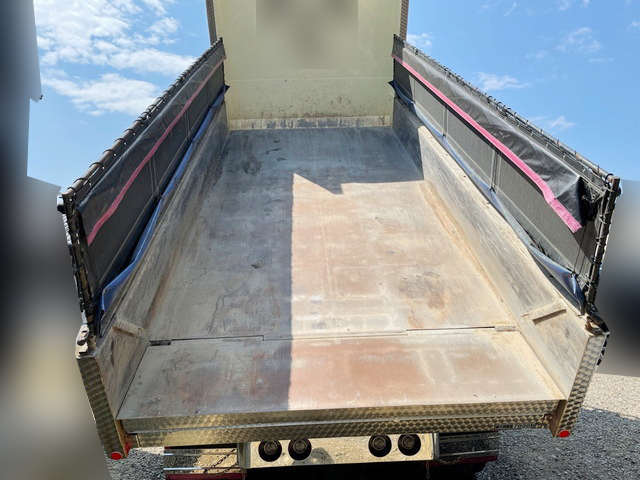 三菱ふそうスーパーグレートダンプ大型（10t）[写真04]