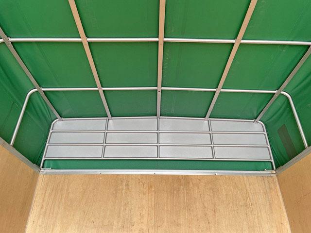 いすゞエルフオープントップバン小型（2t・3t）[写真15]