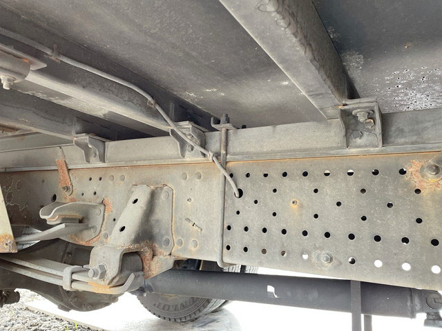 いすゞエルフオープントップバン小型（2t・3t）[写真24]