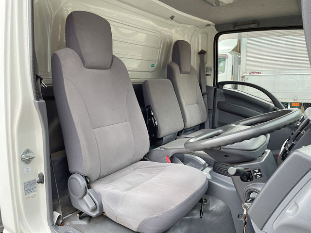 いすゞエルフオープントップバン小型（2t・3t）[写真32]