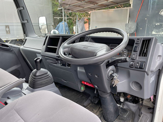 いすゞエルフオープントップバン小型（2t・3t）[写真33]