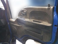 いすゞエルフ平ボディ小型（2t・3t）[写真26]