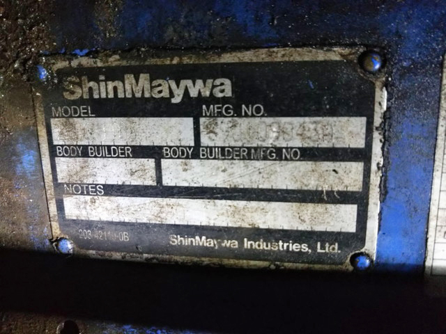 いすゞエルフ平ボディ小型（2t・3t）[写真08]