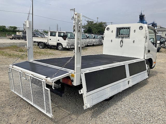 日野デュトロ平ボディ小型（2t・3t）[写真04]