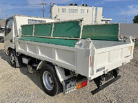 日野デュトロダンプ小型（2t・3t）[写真02]