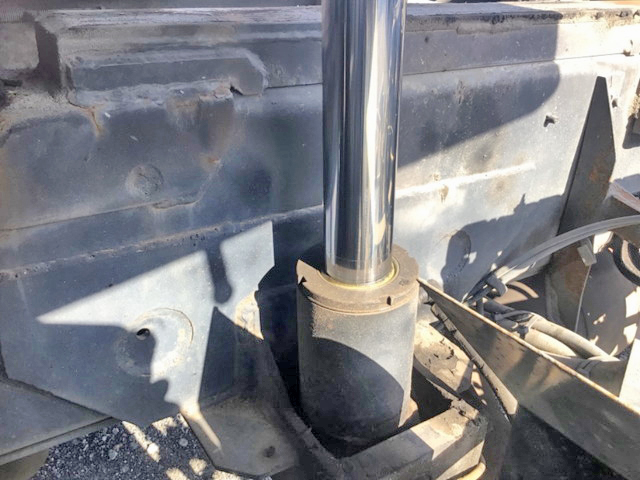 UDトラックスビッグサムセーフティローダー大型（10t）[写真13]