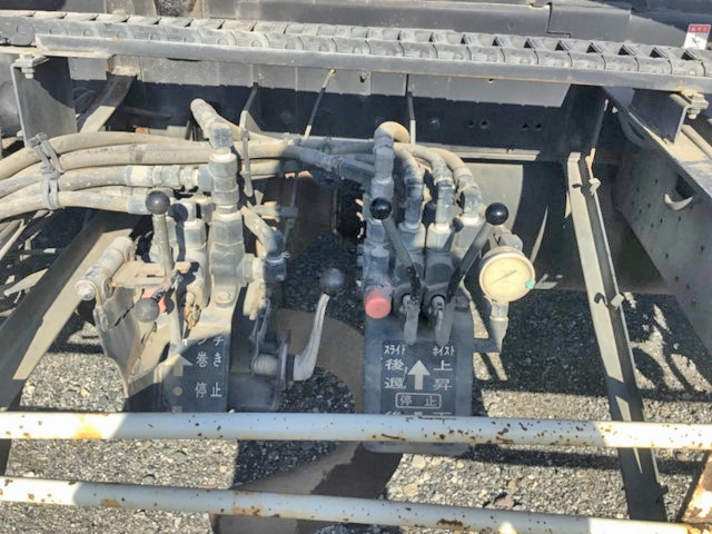 UDトラックスビッグサムセーフティローダー大型（10t）[写真15]