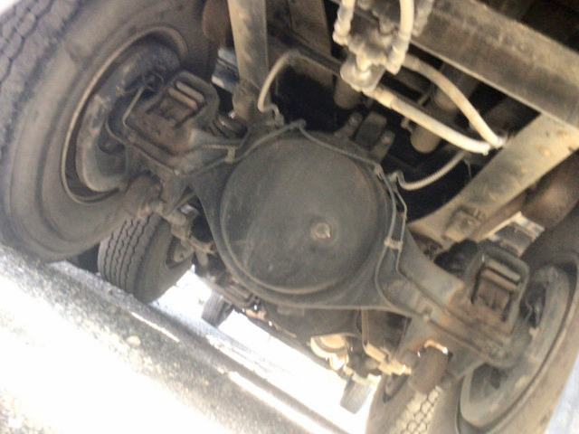 UDトラックスビッグサムセーフティローダー大型（10t）[写真16]