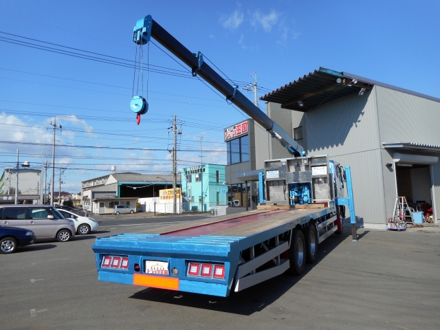 三菱ふそうスーパーグレートセルフクレーン4段大型（10t）[写真02]