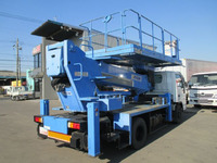 いすゞエルフ高所作業車小型（2t・3t）[写真02]