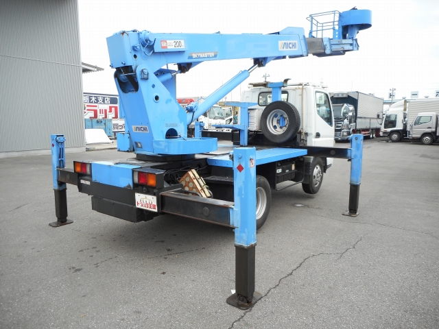 三菱ふそうキャンター高所作業車小型（2t・3t）[写真02]