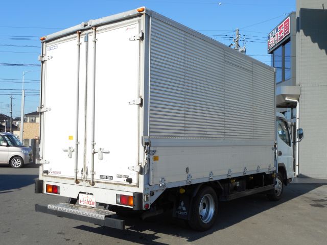三菱ふそうキャンターアルミウイング小型（2t・3t）[写真02]
