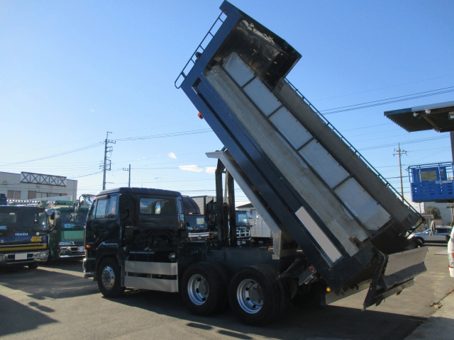 UDトラックスビッグサムダンプ大型（10t）[写真02]