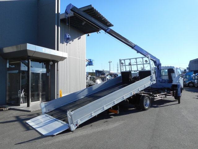 三菱ふそうファイターセーフティクレーン3段増トン（6t・8t）[写真02]