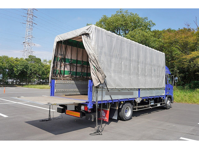 日野レンジャーアコーディオン車中型（4t）[写真10]