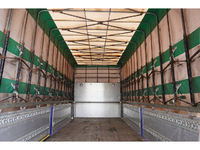 日野レンジャーアコーディオン車中型（4t）[写真13]