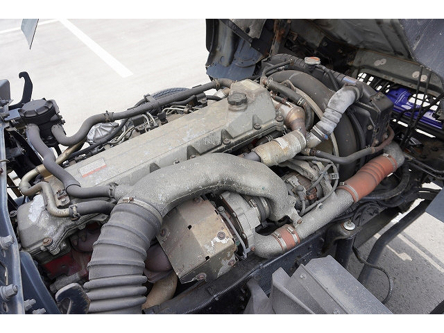 日野レンジャーアコーディオン車中型（4t）[写真21]