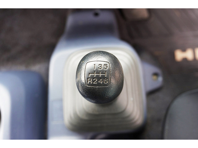 日野レンジャーアコーディオン車中型（4t）[写真35]