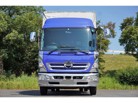 日野レンジャーアコーディオン車中型（4t）[写真03]