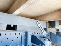 いすゞエルフ平ボディ小型（2t・3t）[写真15]