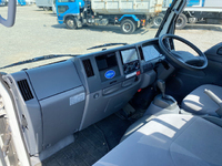 いすゞエルフ平ボディ小型（2t・3t）[写真28]