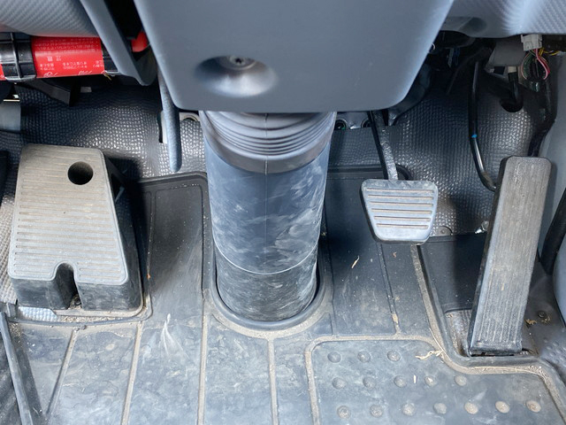 いすゞエルフ平ボディ小型（2t・3t）[写真36]