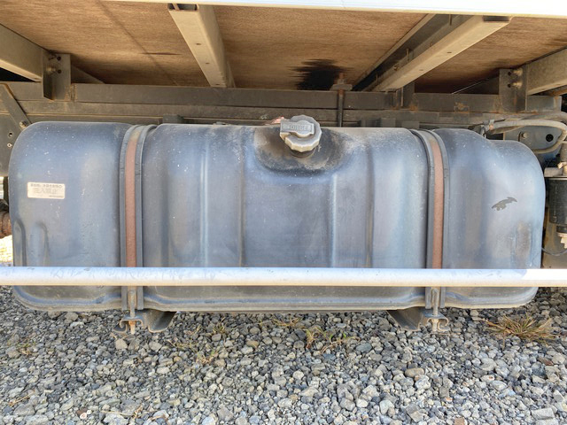 いすゞエルフアルミバン小型（2t・3t）[写真20]