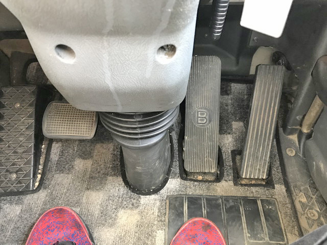 三菱ふそうスーパーグレートセルフローダー大型（10t）[写真34]