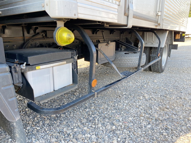 日産アトラスアルミバン小型（2t・3t）[写真16]