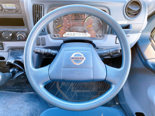 日産アトラスアルミバン小型（2t・3t）[写真38]