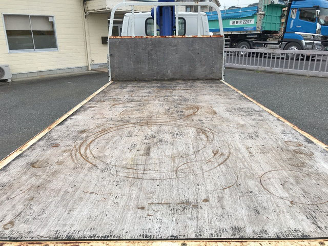 いすゞエルフクレーン3段小型（2t・3t）[写真13]