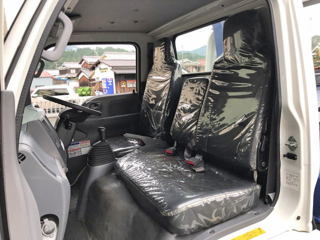 いすゞエルフクレーン3段小型（2t・3t）[写真35]