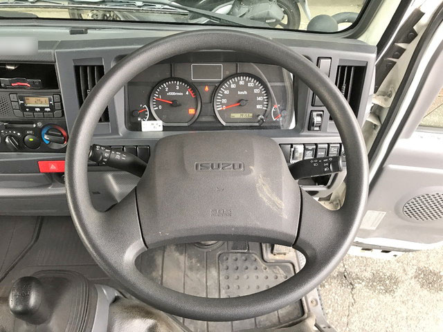 いすゞエルフクレーン3段小型（2t・3t）[写真36]