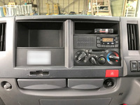 いすゞエルフクレーン3段小型（2t・3t）[写真38]