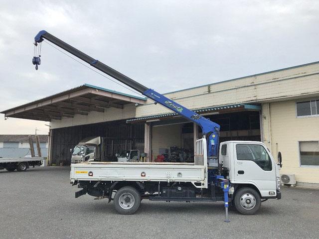 いすゞエルフクレーン3段小型（2t・3t）[写真08]