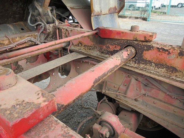 UDトラックスビッグサムダンプ大型（10t）[写真09]