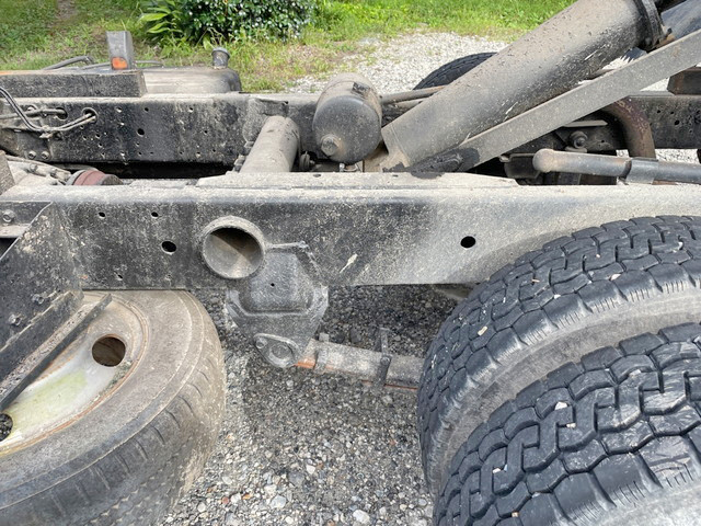 三菱ふそうキャンターダンプ小型（2t・3t）[写真10]