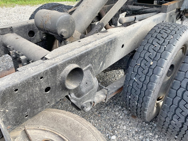 三菱ふそうキャンターダンプ小型（2t・3t）[写真11]