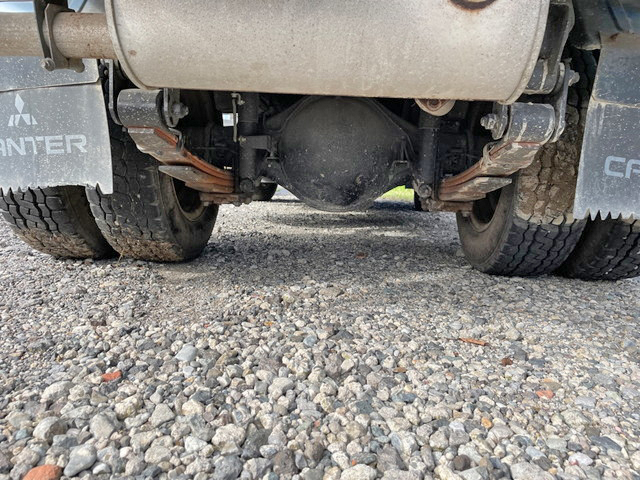 三菱ふそうキャンターダンプ小型（2t・3t）[写真15]