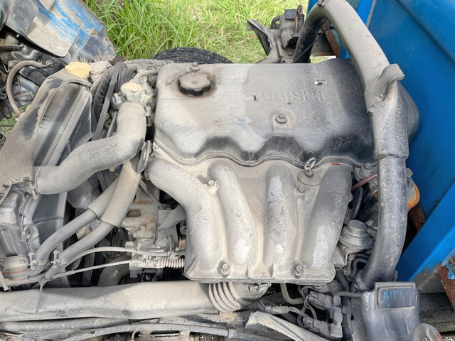 三菱ふそうキャンターダンプ小型（2t・3t）[写真17]