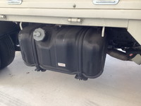 いすゞエルフ平ボディ小型（2t・3t）[写真10]