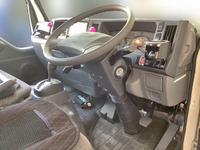 いすゞエルフ平ボディ小型（2t・3t）[写真17]