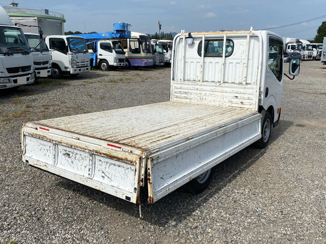 日産アトラス平ボディ小型（2t・3t）[写真12]