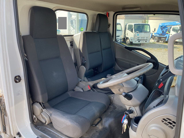 日産アトラス平ボディ小型（2t・3t）[写真29]