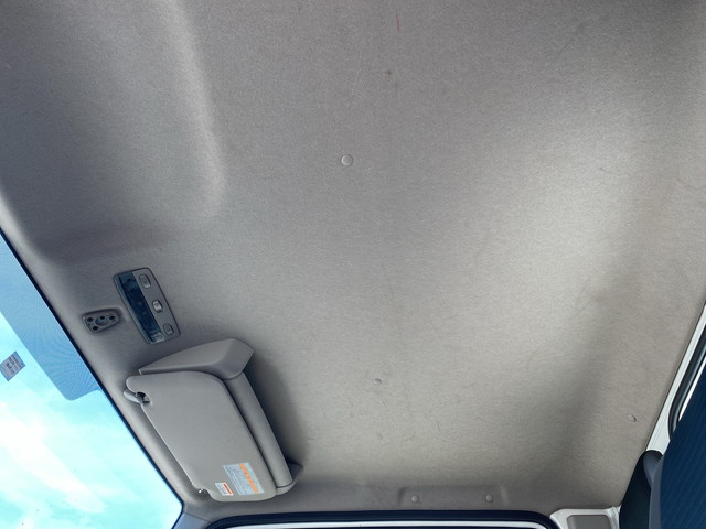 日産アトラス平ボディ小型（2t・3t）[写真32]