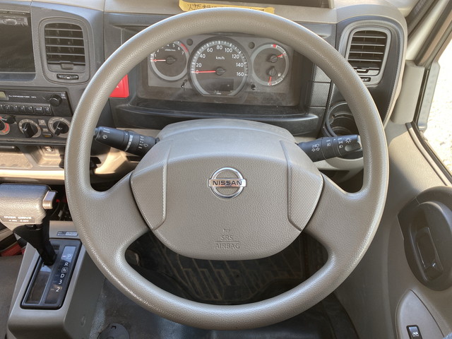 日産アトラス平ボディ小型（2t・3t）[写真33]