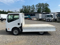 日産アトラス平ボディ小型（2t・3t）[写真06]