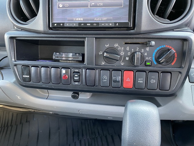 トヨタダイナアルミバン小型（2t・3t）[写真27]